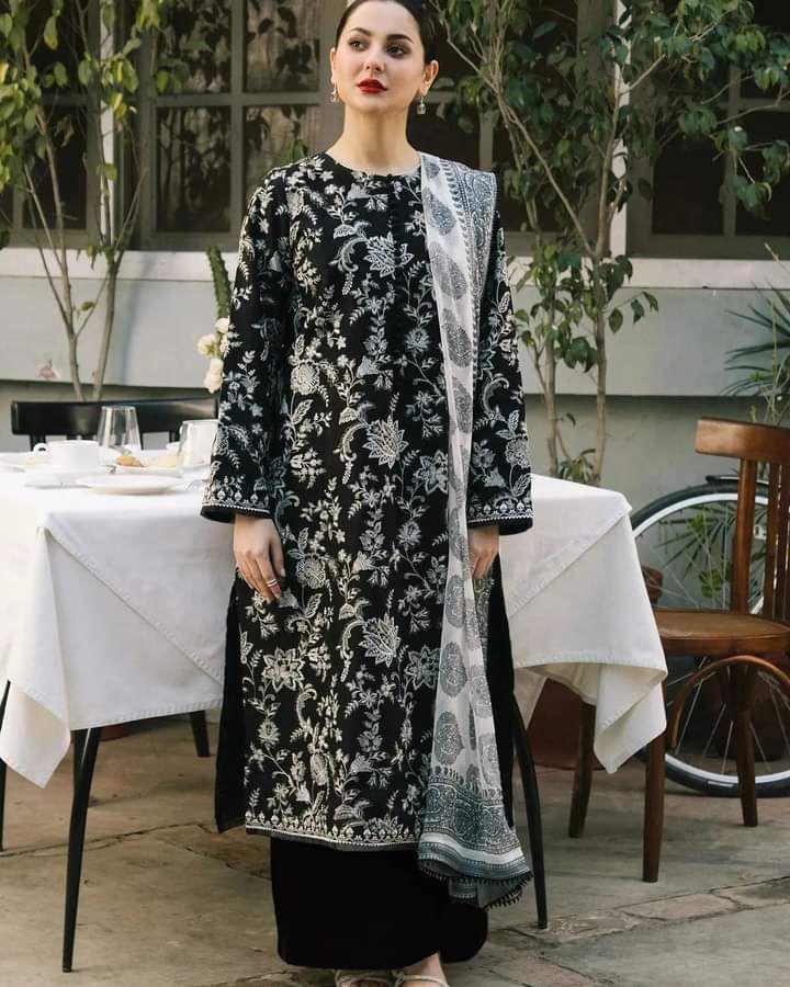 Black Embroidered Linen 3Pc Suit with Printed Chiffon Dupatta