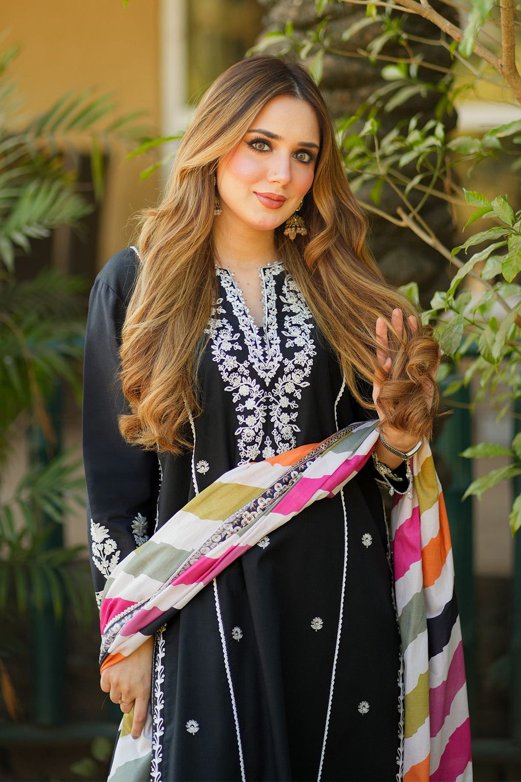 Black Linen Embroidered 3-Piece Suit - Sanaat Fashion