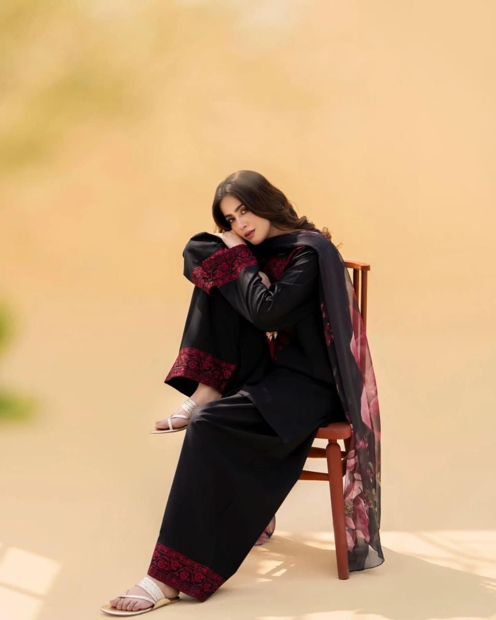 Black & Crimson Red Embroidered 3Pc Linen Suit with Printed Dupatta | Sanaat Fashion – D-127