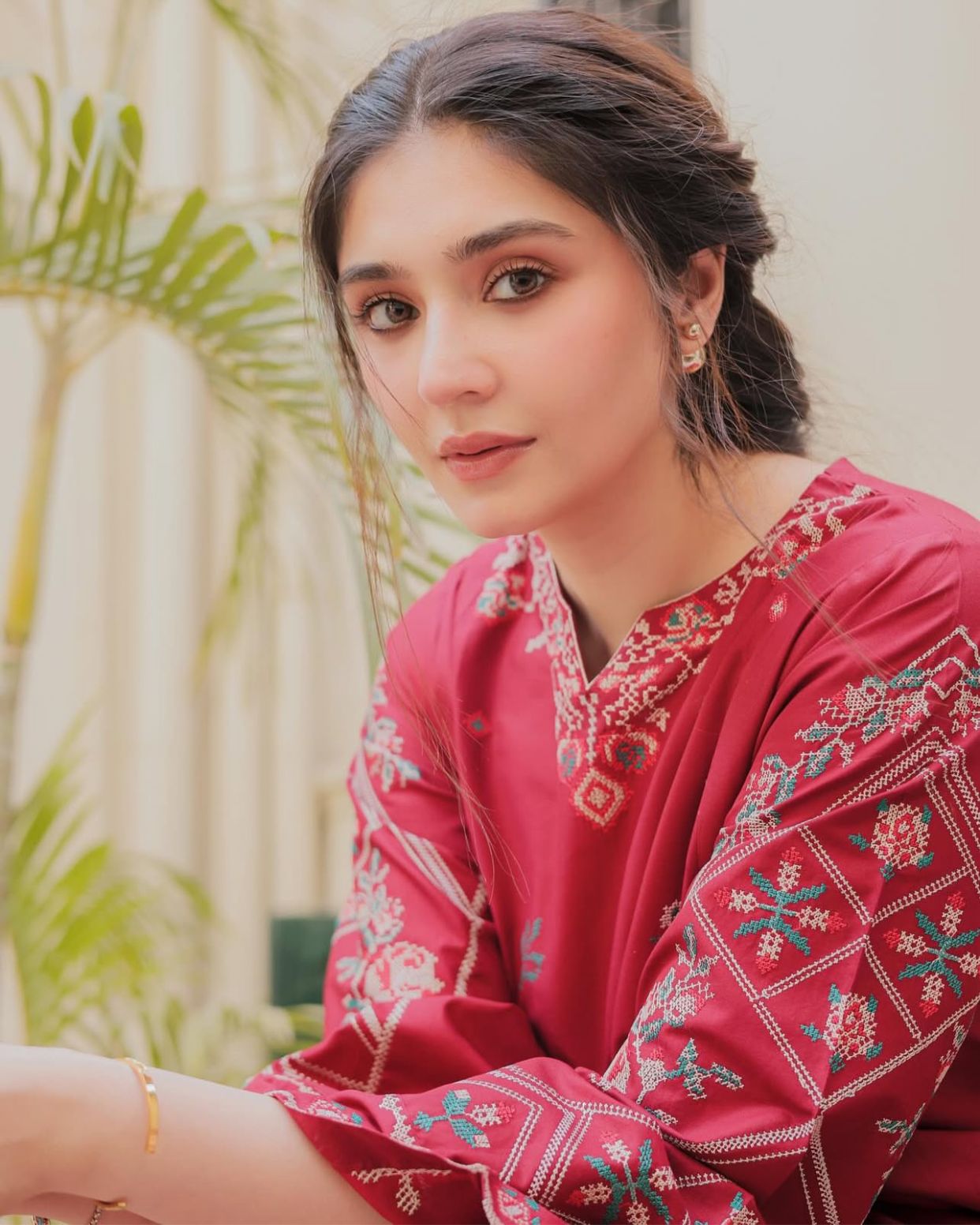 Deep Red Embroidered Linen 2Pc Sanaat Fashion – Winter Collection  (D-131)