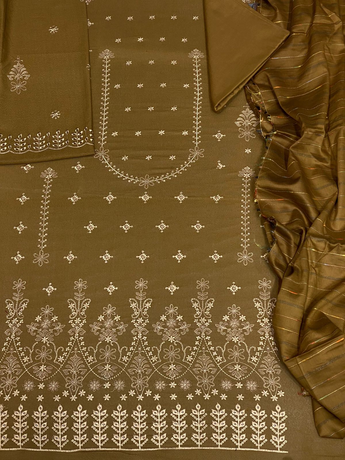 Bin Saeed Luxury Karandi 3Pc Embroidered Suit – Design 01 Olive Brown