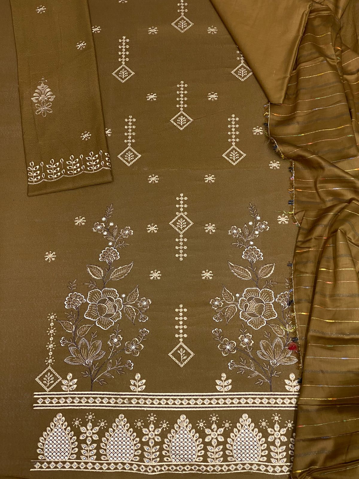 Bin Saeed Luxury Karandi 3Pc Embroidered Suit – Design 02 Olive Brown