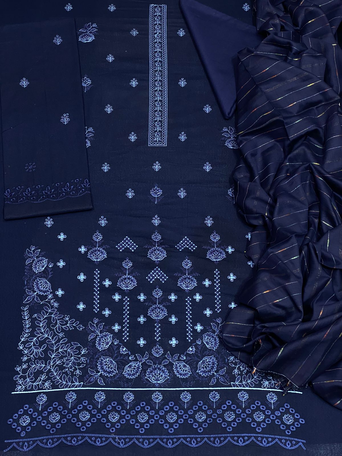 Bin Saeed Luxury Karandi 3Pc Embroidered Suit – Design 02 Navy Blue With Gold Embroidery.